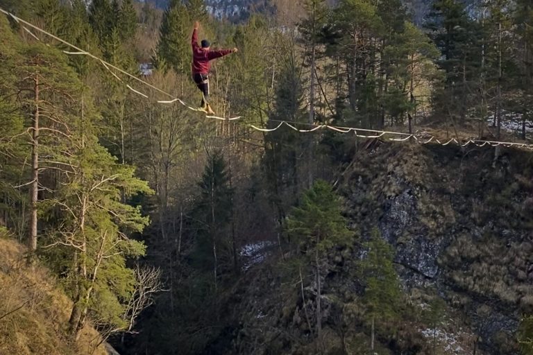 Shows Highline gallary image 3