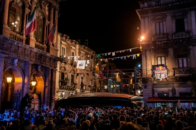 Red Bull Airlines richtiges Format